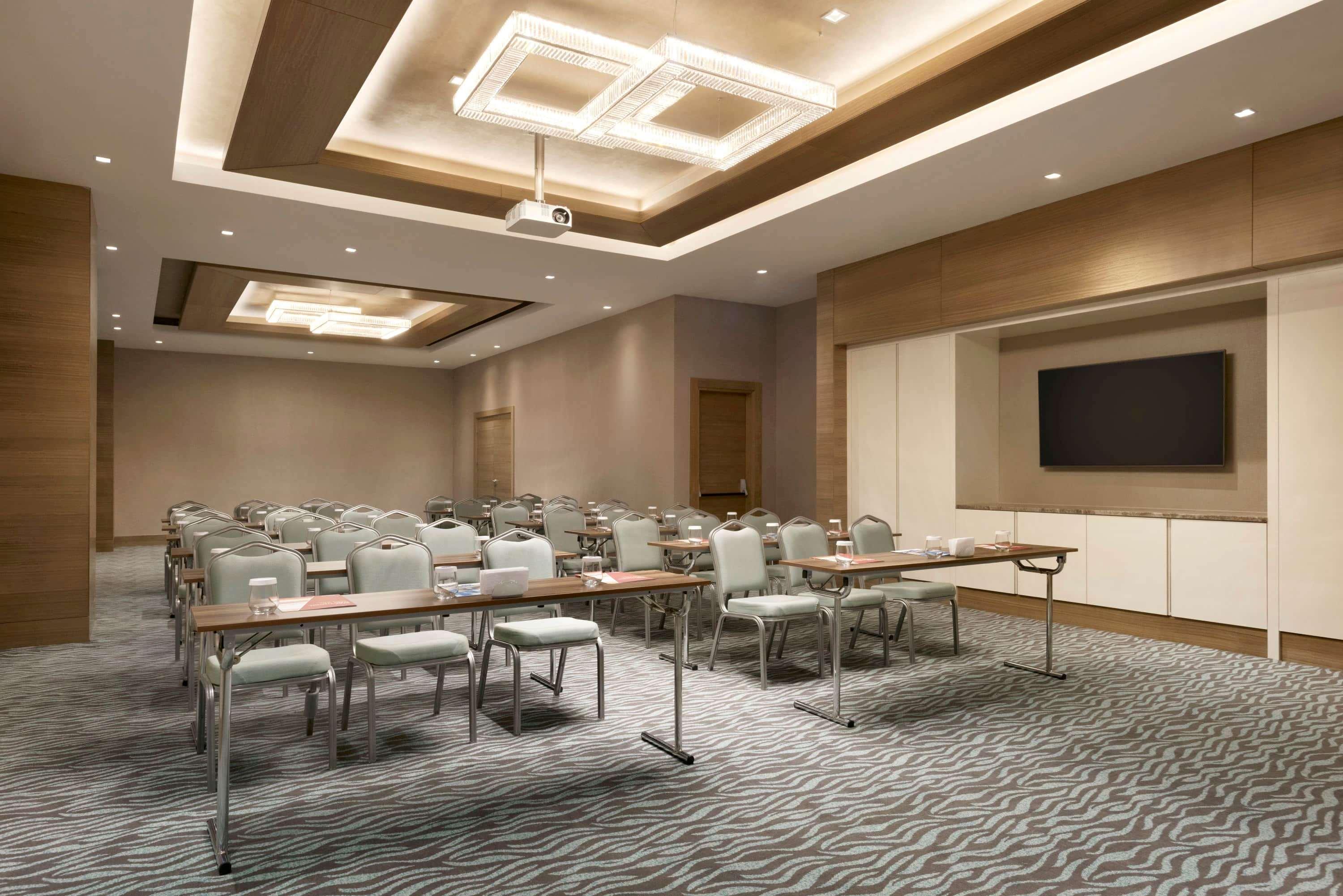 Tryp By Wyndham Istanbul Basin Ekspres Hotel Exterior foto Meeting room