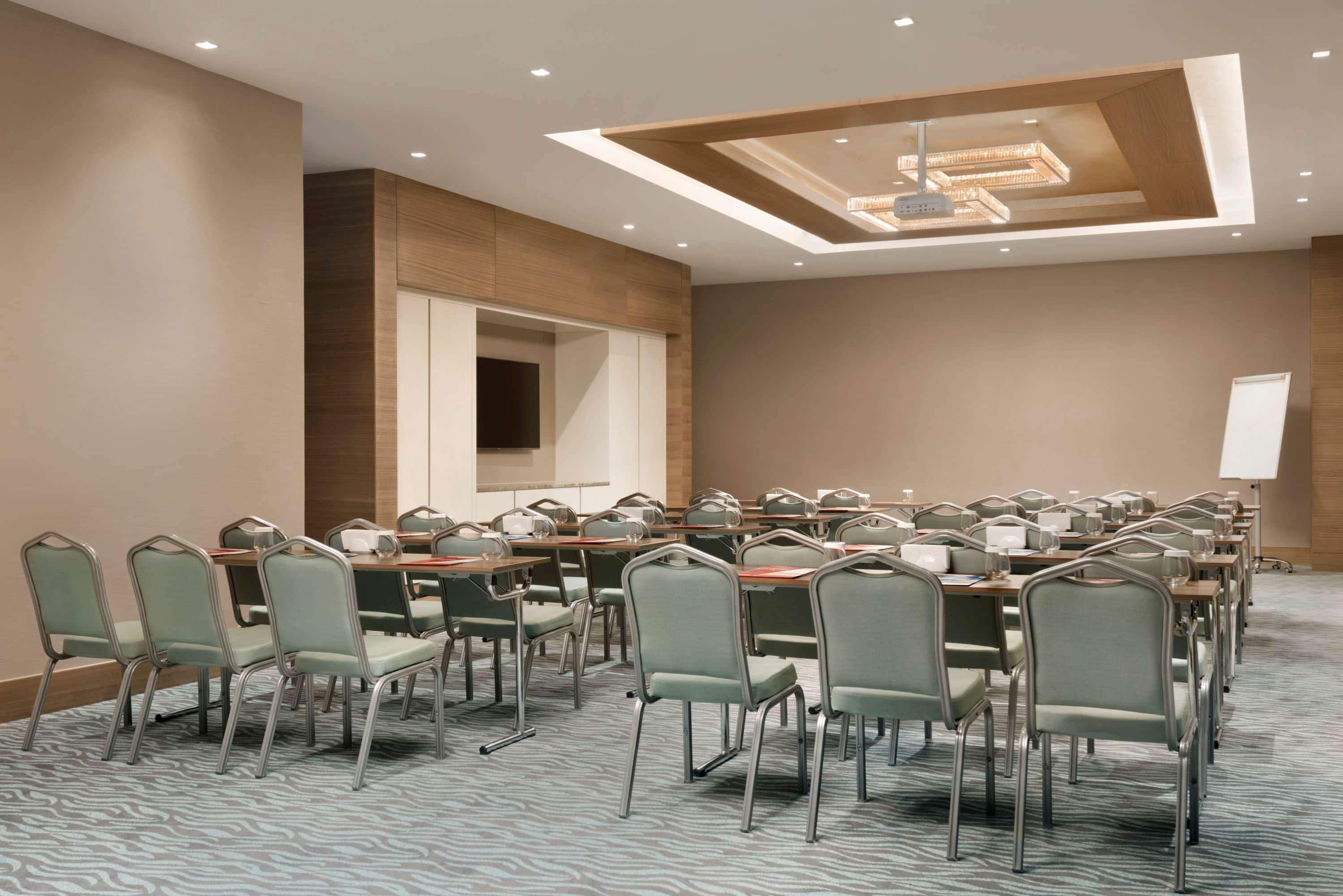 Tryp By Wyndham Istanbul Basin Ekspres Hotel Exterior foto Meeting room
