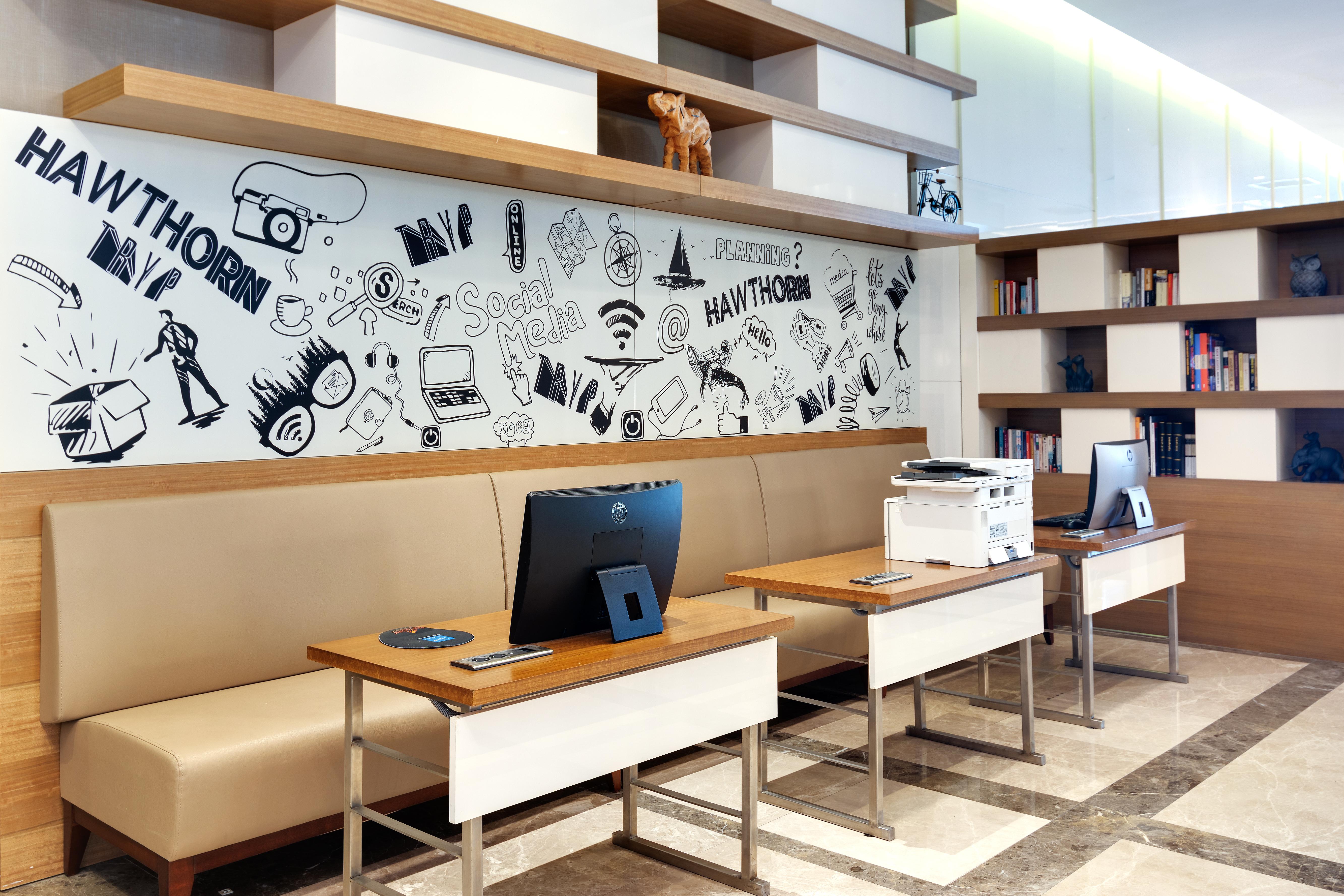 Tryp By Wyndham Istanbul Basin Ekspres Hotel Exterior foto Business Center