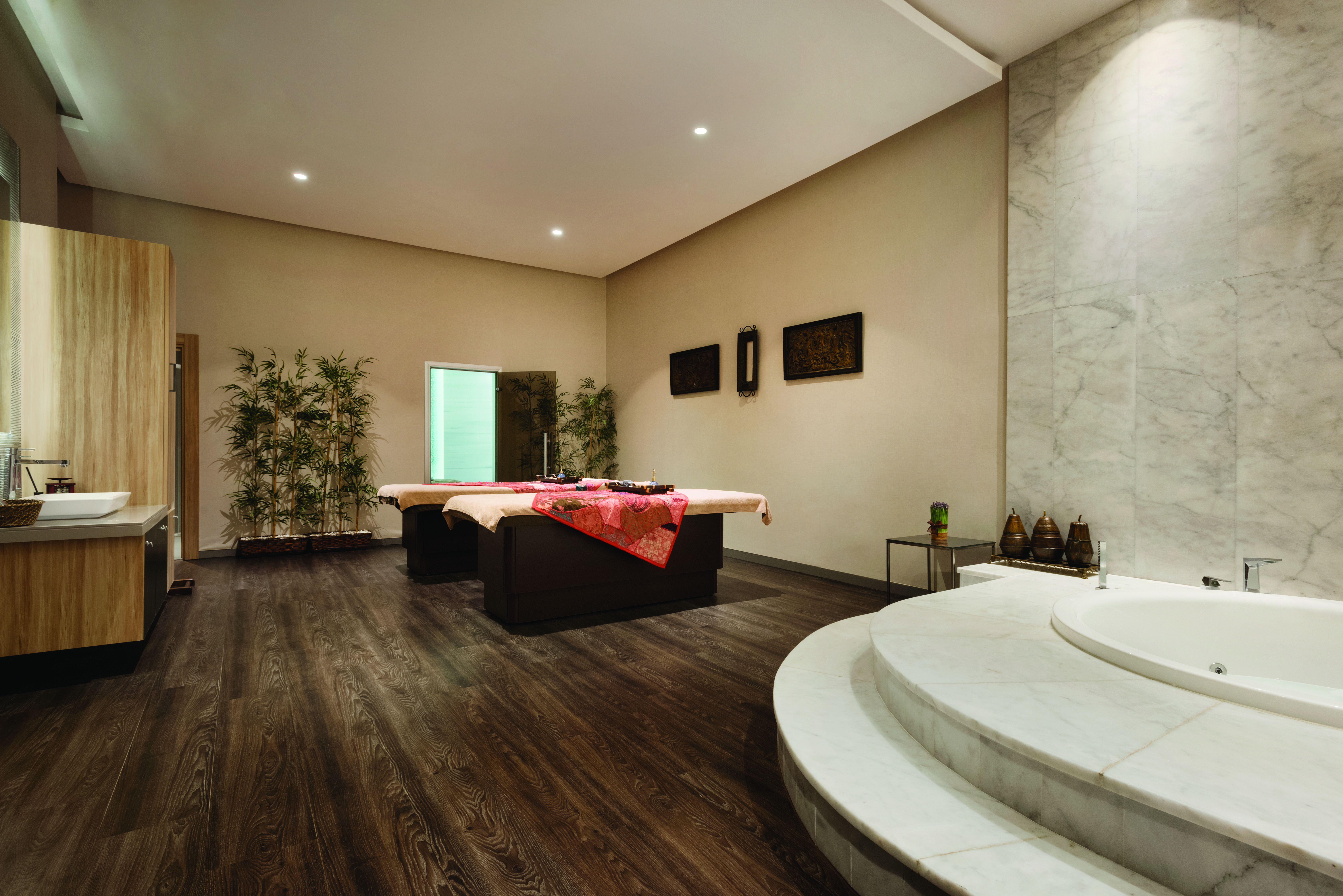 Tryp By Wyndham Istanbul Basin Ekspres Hotel Exterior foto Spa at the hotel