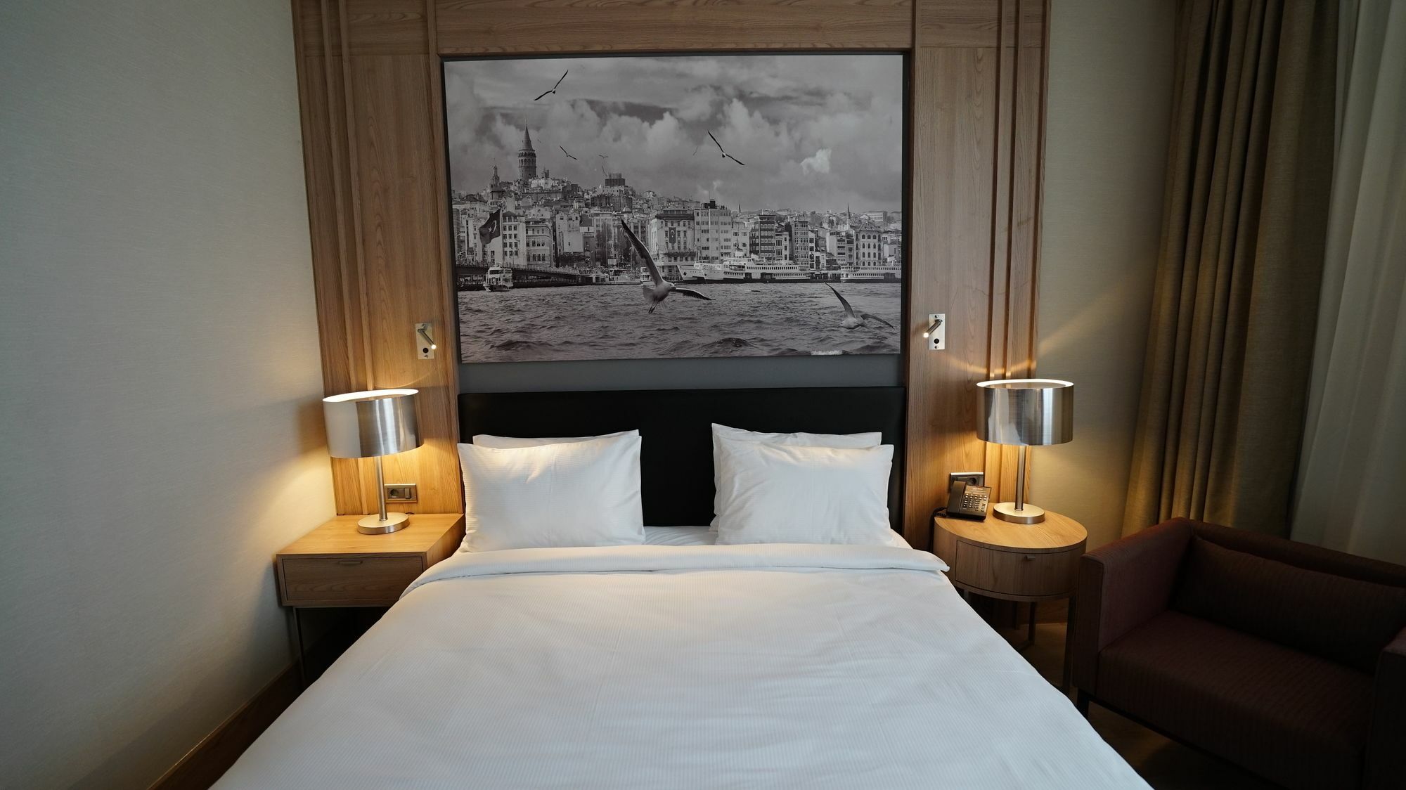 Tryp By Wyndham Istanbul Basin Ekspres Hotel Exterior foto A room at the hotel