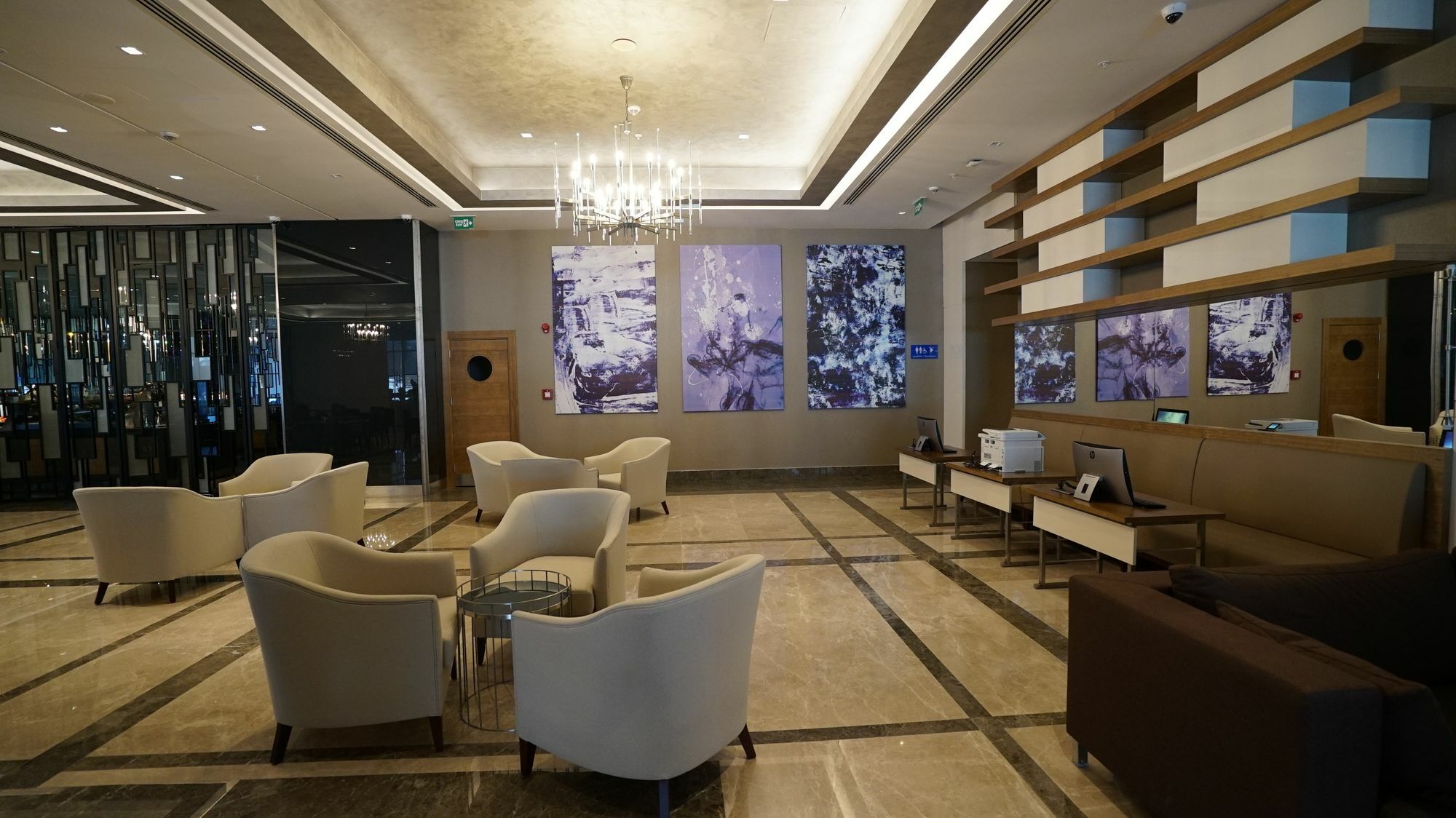 Tryp By Wyndham Istanbul Basin Ekspres Hotel Exterior foto Business Center